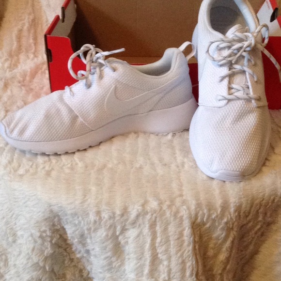 Nike Shoes - SOLD